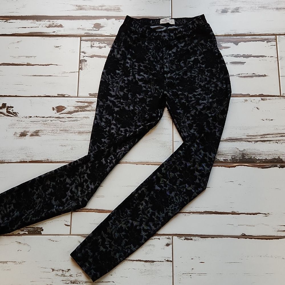 Hollister -177 floral lace leggings Small‎ - Picture 3 of 6